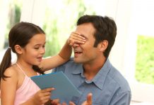 Що можна подарувати татові на день народження