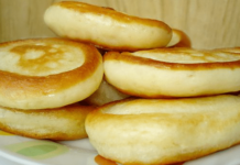 Пишні оладки на дріжджах – покроковий рецепт з фото!