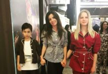 Юлія Волкова вивела у світ своїх підрослих дітей.