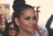 Декольте Холлі Беррі назвали надбанням Америки.