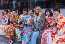 Кортні і Хлої Кардашян насолодилися японським колоритом.