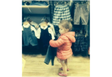 2-річна донька Вікторії Бекхем сама робить покупки.