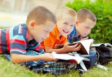 Парад Знань в саду «Ермітаж».