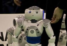 Робот передбачить результати матчів Кубка Конфедерації FIFA.