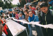 300-метрову пасту виготовлять на фестивалі в Москві.