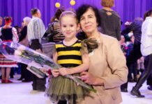 Чоловік в лікарні з ковидом, спадок не дісталося: як зараз живе москвичка, яка народила в 60 років