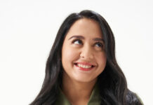 “у школі писала вірші за плитку шоколаду”: маніжа чесно про нелегку дорогу до “євробачення”, волосся і секрети маминої краси