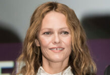 Помолоділу ванессу параді переплутали з дочкою на на показі chanel