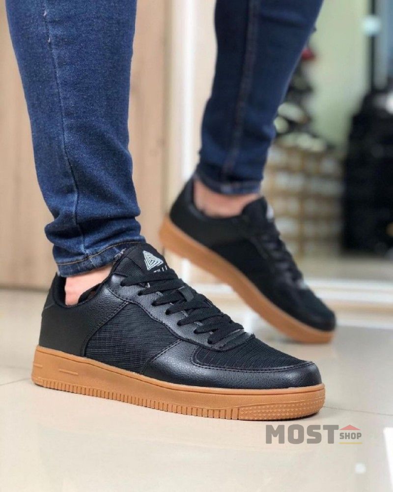 чоловіче взуття