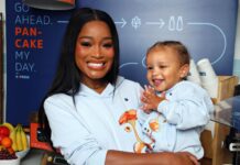 Кеке Палмер: Ностальгия по 90-м в Эмоциональном Тандеме с Малышом Лео