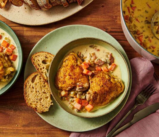 Чавунні сковороди: Незамінний помічник у зимовій кулінарії