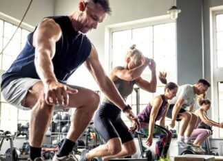 Как незаметно выйти из группового занятия фитнесом, по мнению тренера