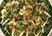 Insalata Kale Crunch ispirata a Chick-Fil-A: una ricetta imitatrice