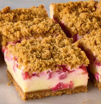 Ідеальний десерт для пікніка: легкі батончики «Полуничний чізкейк»