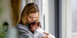 Висока ціна раннього батьківства: чому час вирішує довгостроковий успіх